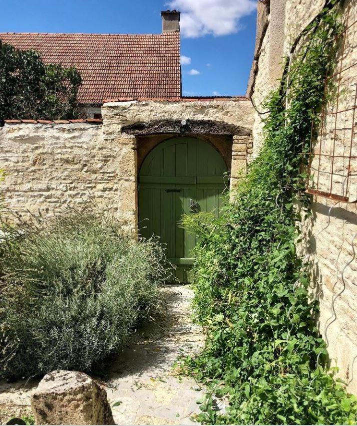 Cote-Serein La Privilege De La Tour Madame Noyers-sur-Serein Exterior photo